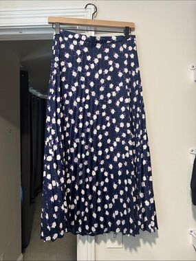 Pleated Navy Floral Midi Skirt - White & Purple Flower Print